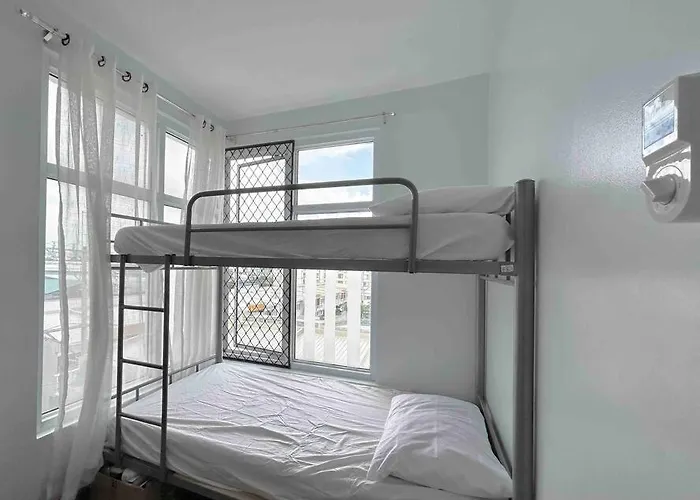 Budget 2 Bedroom With Free Parking Near Naia Apartamento Manila